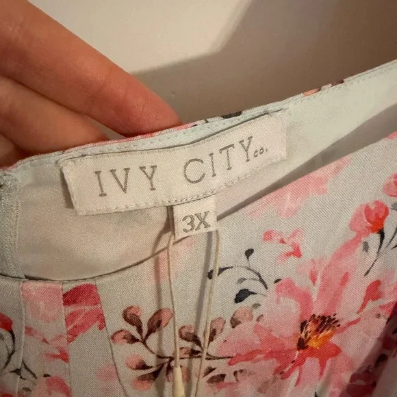 Ivy City Pink Floral Square-Neck Midi Dress - Picture 6 of 10